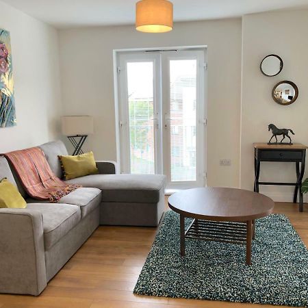 Westlake Apartments Peterborough Buitenkant foto