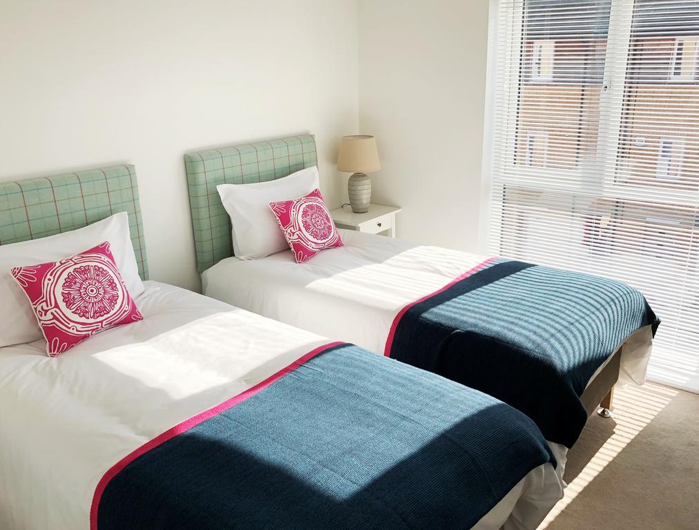 Westlake Apartments Peterborough Buitenkant foto